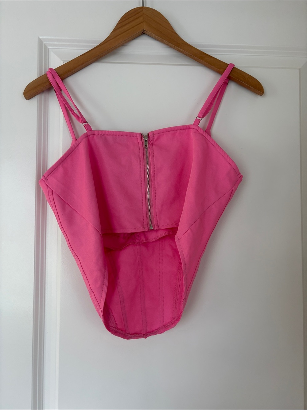 PrettyLittleThing Pink Top - Picture 4 of 5